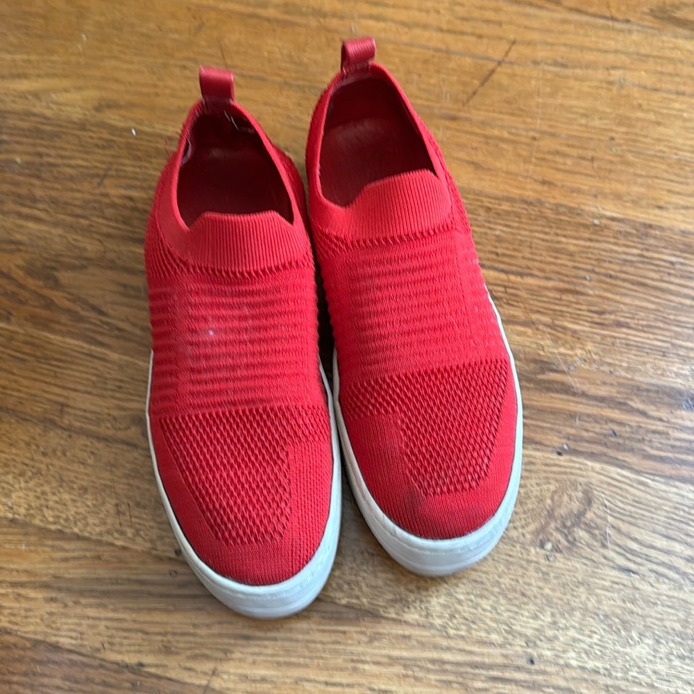 J/Slides shoes
